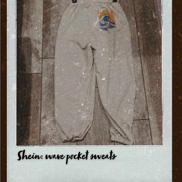 ✨ROMWE JAPANESE WAVE 🌊 POCKET SWEATS✨ - Picture 3 of 4